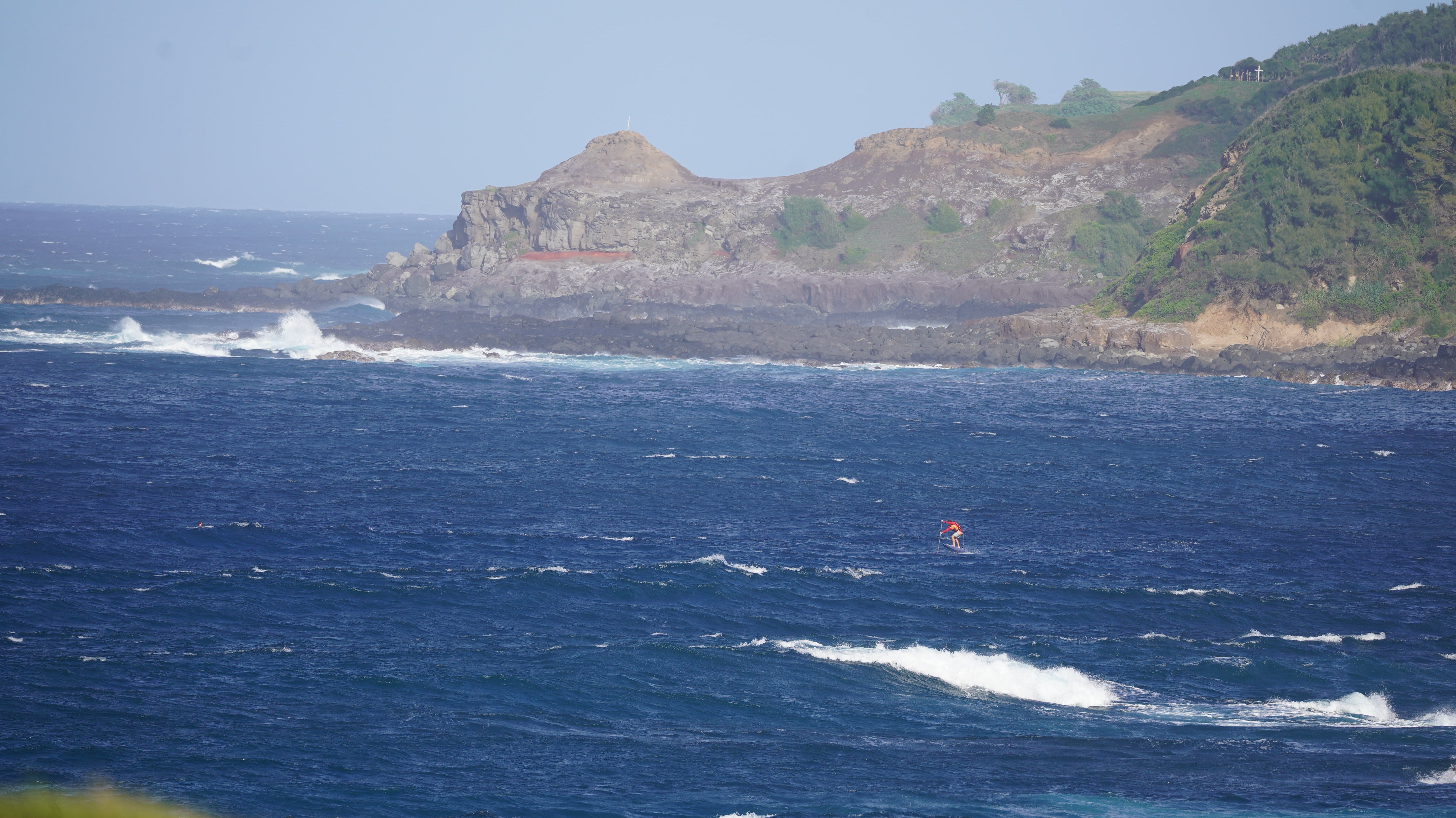 Somewhere Between the Wind and the Reef